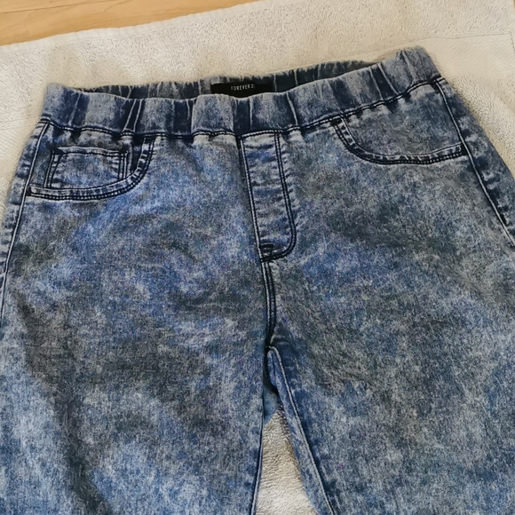 Woman pants - Picture 2 of 4